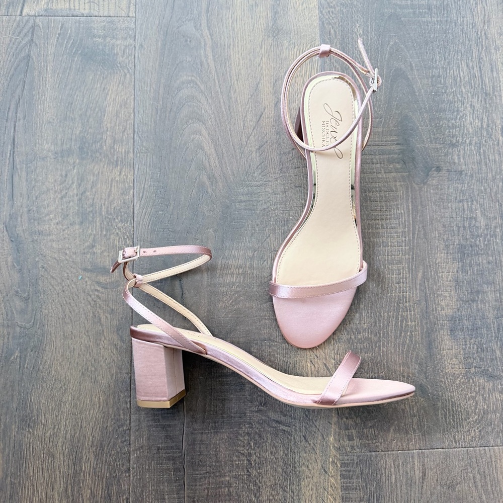 NEW Jewel By Badgley Mischka Danni II Heels | Blush Satin | Size: 8 - Picture 5 of 9